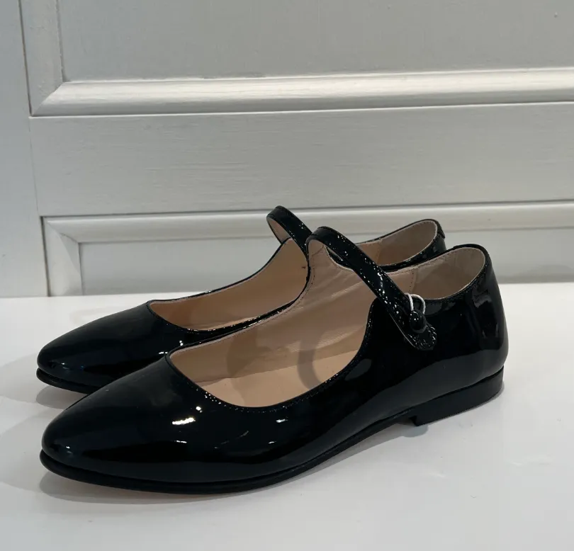 Bonpoint Black Patent Pointed Mary Jane