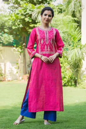 Chanderi silk kurta with Pittan work