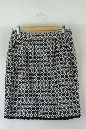 Charlie Black and White Daisy Skirt 12