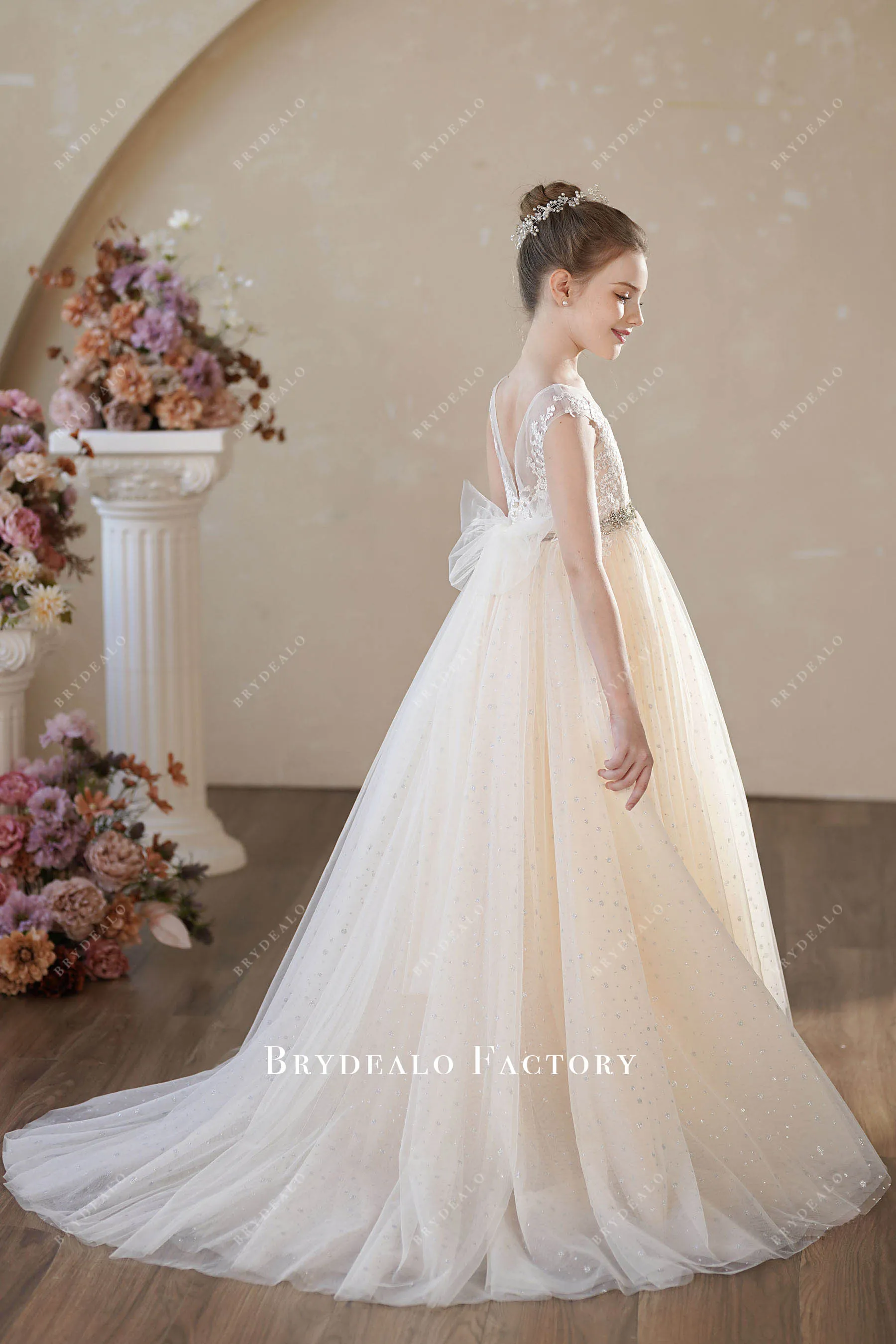 Romantic Lace Tulle Champagne Big Bow Flower Girl Dress