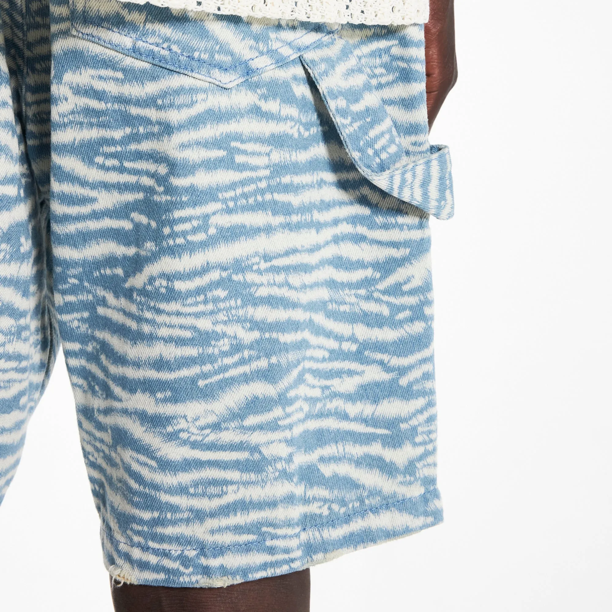 SATURN DENIM SHORTS