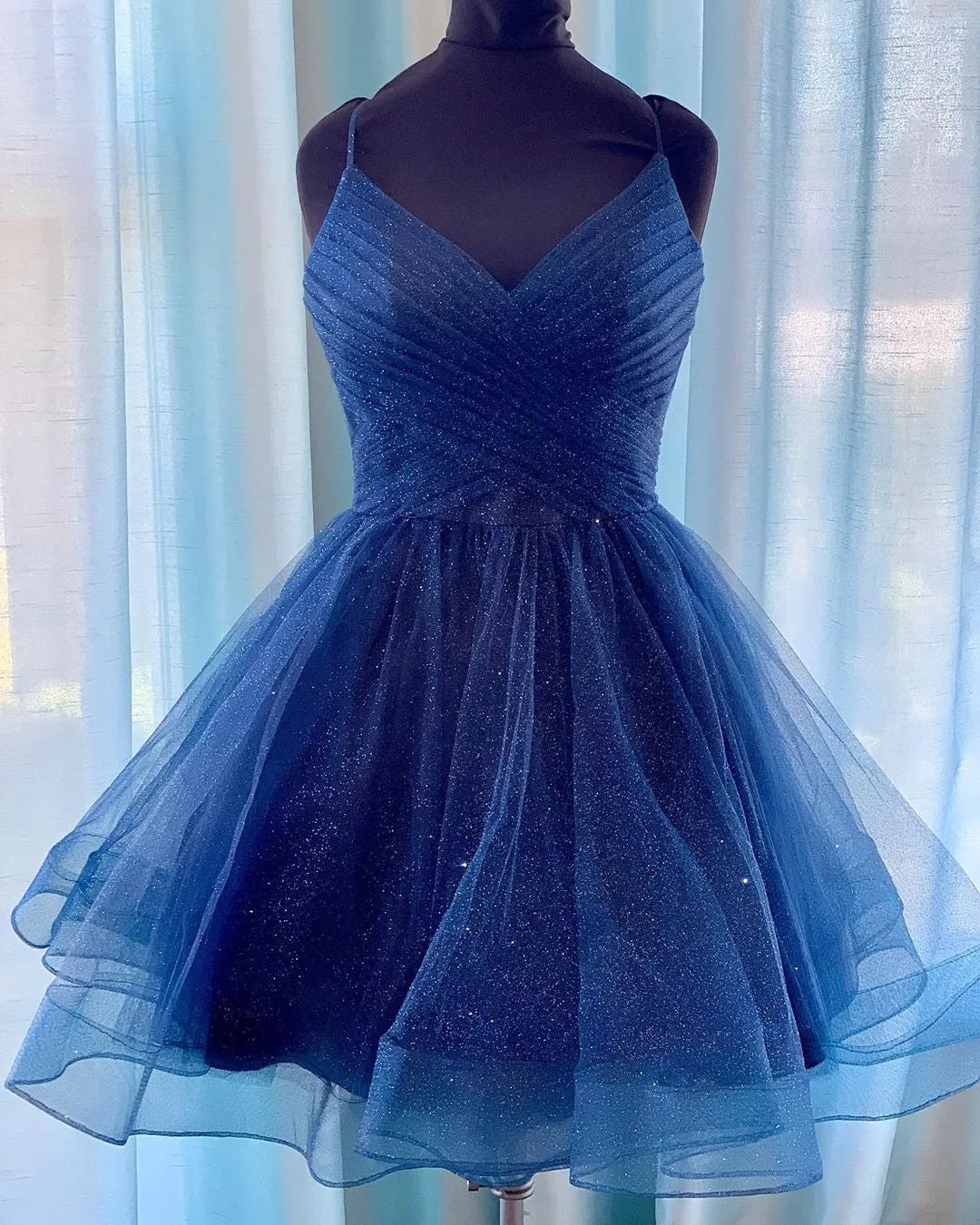 Shiny V Neck Navy Blue Short Prom Homecoming, V Neck Navy Blue Formal Graduation Evening