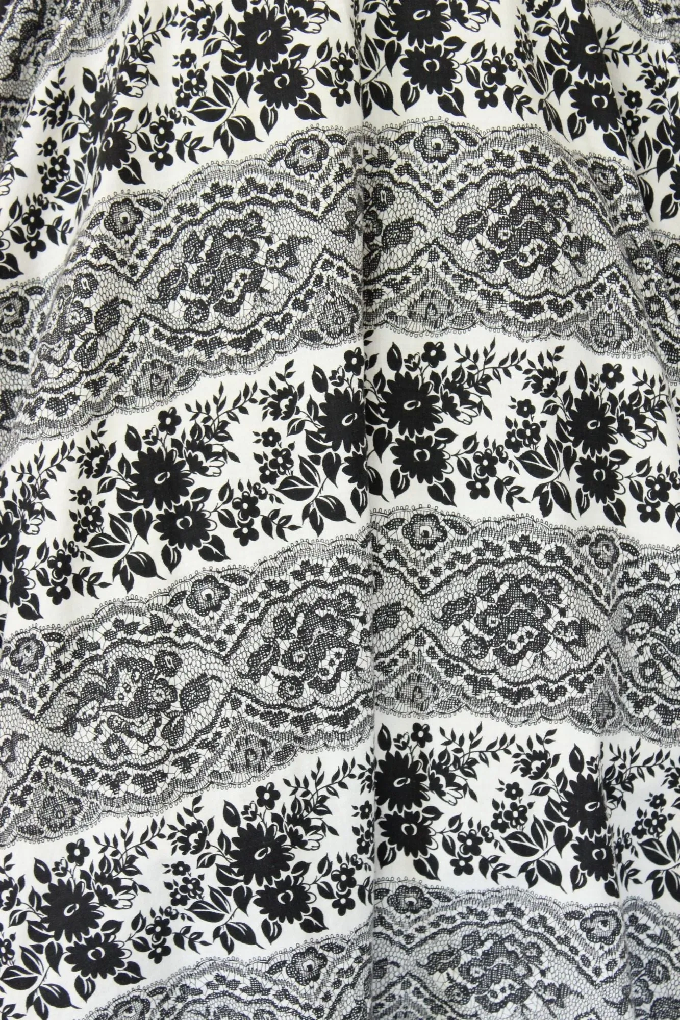 Vintage 1950s Deadstock New with Tags Geeta Black and White Full Circle Skirt